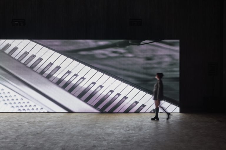 Ryuichi Sakamoto „Klang sehen, Zeit hören“ bei M+, Hongkong